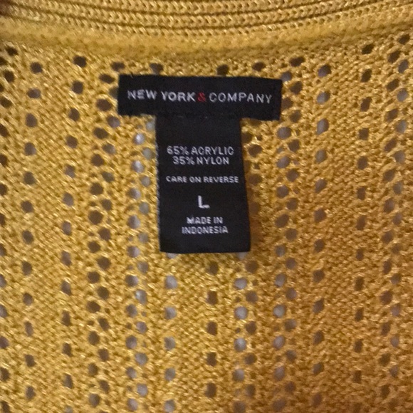 ✨New York & Company Cover up✨ - Picture 2 of 2